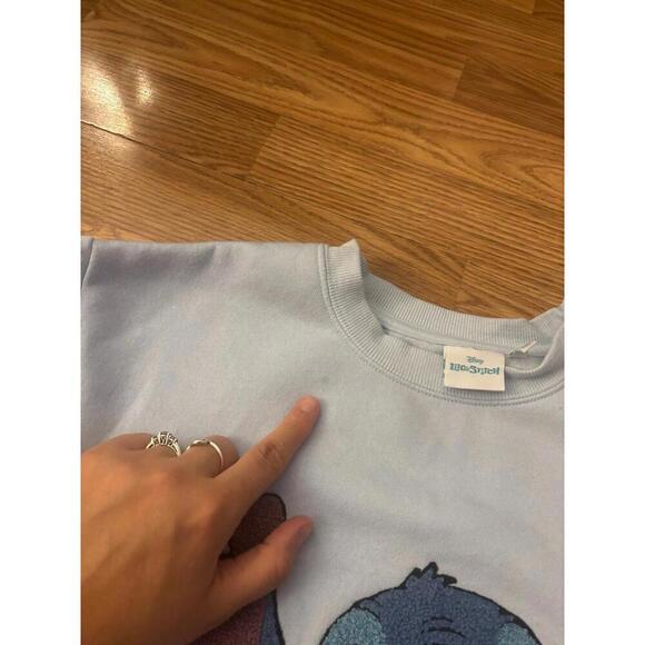 Disney Lilo & Stitch Sweatshirt Size Small - Picture 6 of 10